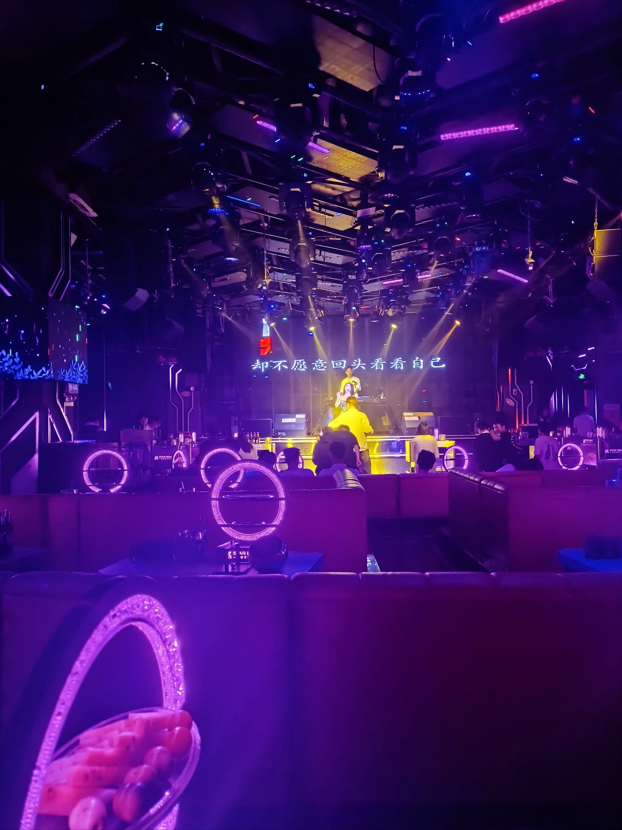 杭州中低端商务ktv选择指南-西湖区ktv预订